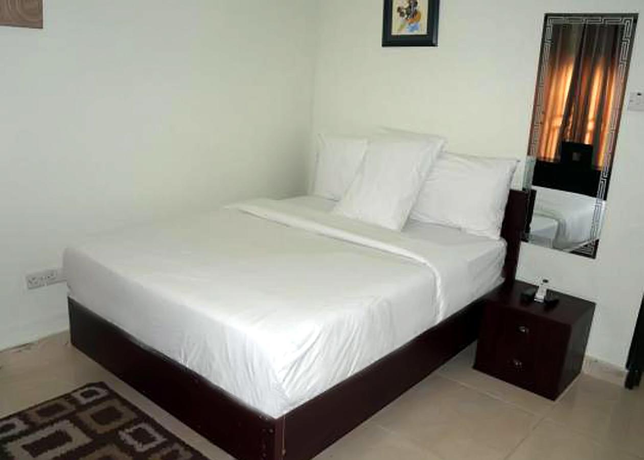 De Rigg Place - Alaka Estate, Surulere Lagos Extérieur photo