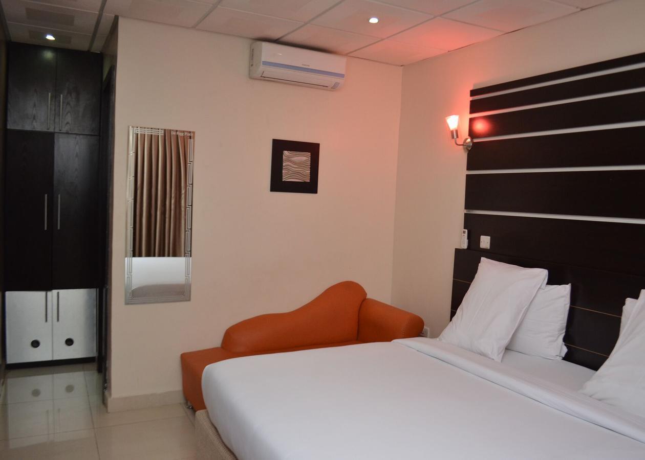 De Rigg Place - Alaka Estate, Surulere Lagos Extérieur photo