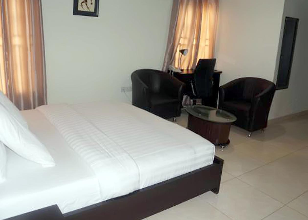 De Rigg Place - Alaka Estate, Surulere Lagos Extérieur photo