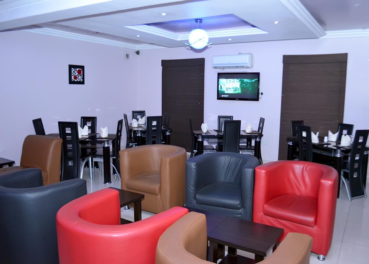 De Rigg Place - Alaka Estate, Surulere Lagos Extérieur photo