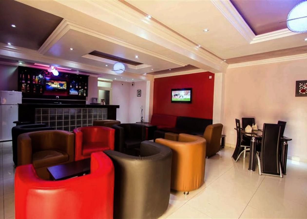 De Rigg Place - Alaka Estate, Surulere Lagos Extérieur photo